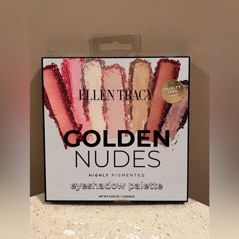 Ellen Tracy Golden Nudes eyeshadow palette